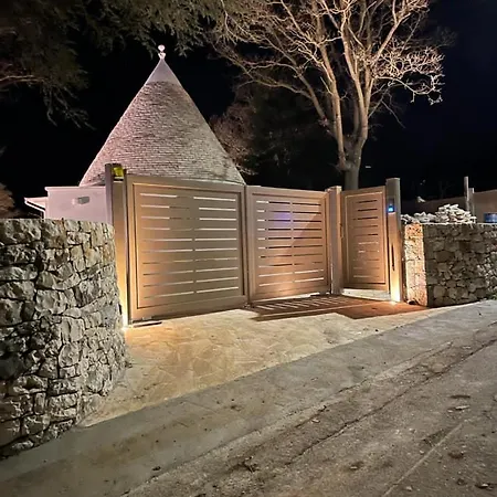 Il Trullo Di Alice E Chiara Villa *